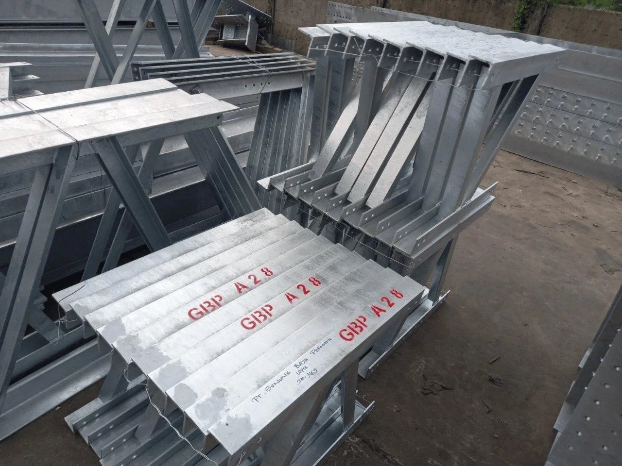 Proyek Jembatan Girder Type-A28M Balai Benih Udang (BBI) - Gunung Baja Permata - Fatimano Daeli