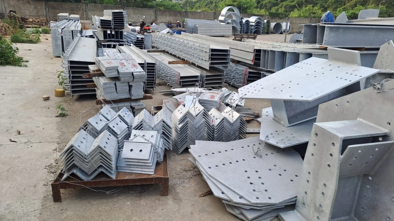 Proyek Jembatan Rangka Type-C60M Kawasan Wisata Aek Sijorni - Gunung Baja Permata - Fatimano Daeli