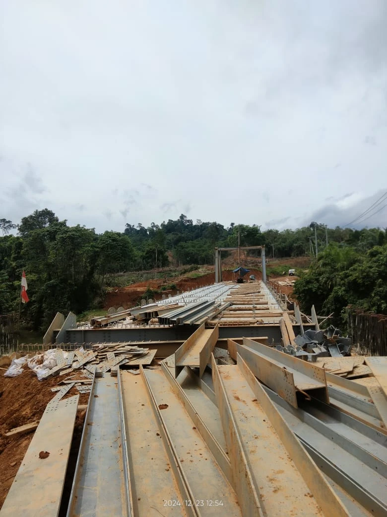 Proyek Jembatan Rangka Type-B60M Sungai Sangar 2 - Gunung Baja Permata - Fatimano Daeli
