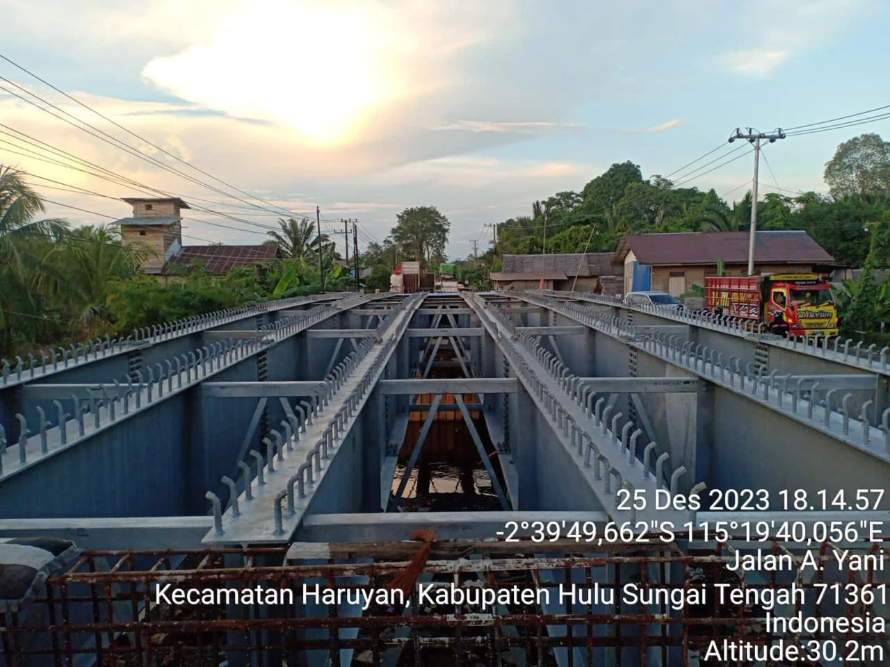 Proyek PENGGANTIAN JEMBATAN S. BIKAT CS  - Gunung Baja Permata - Fatimano Daeli