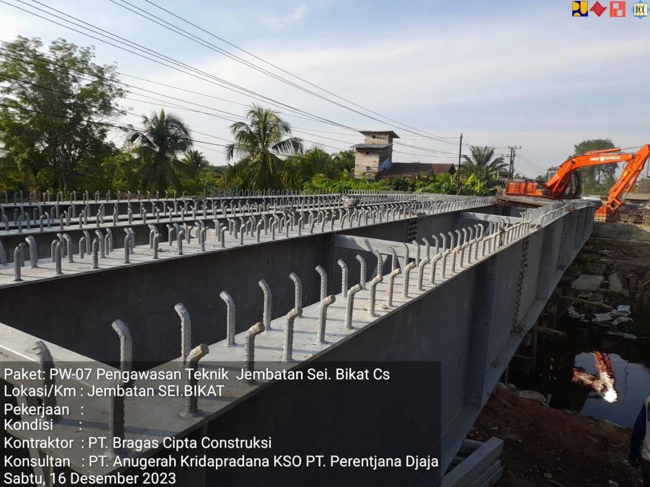 Proyek PENGGANTIAN JEMBATAN S. BIKAT CS  - Gunung Baja Permata - Fatimano Daeli