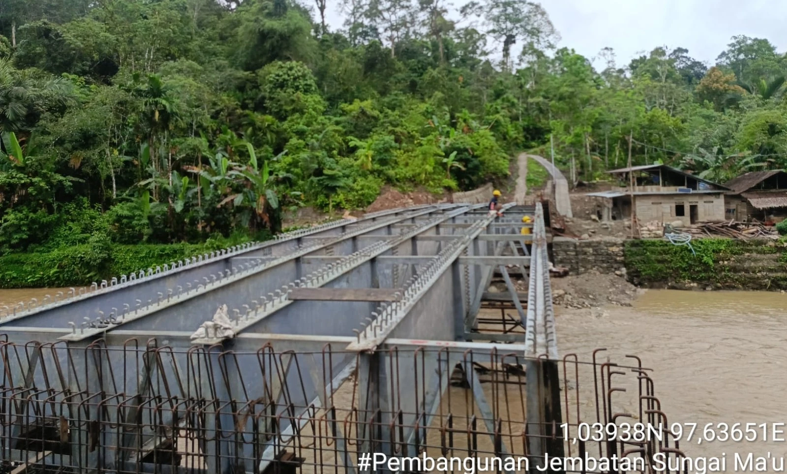 Proyek Jembatan Girder Type-B35M Sungai Mau - Gunung Baja Permata - Fatimano Daeli